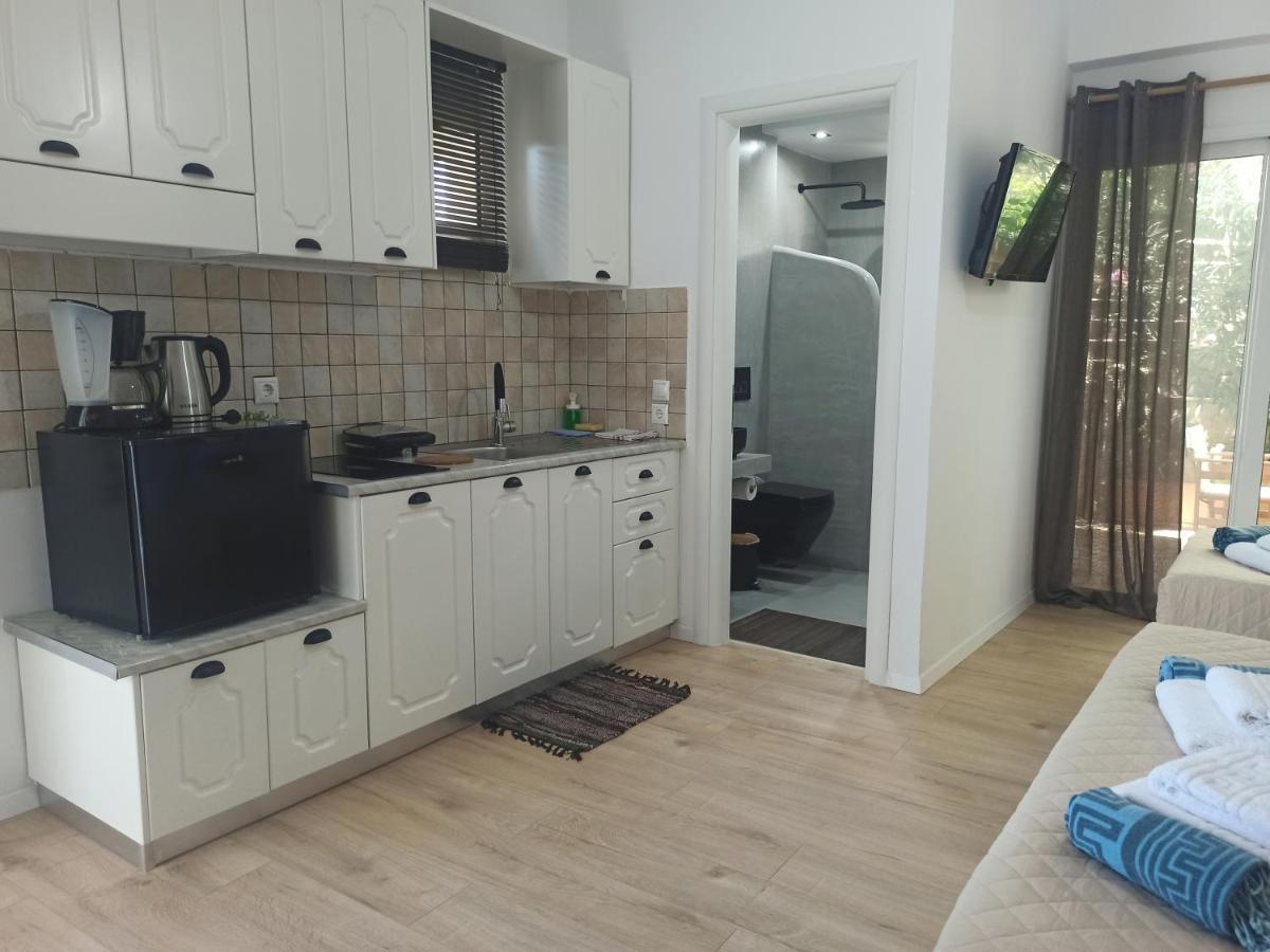 Bourbos Summer Rooms Himare Exterior photo